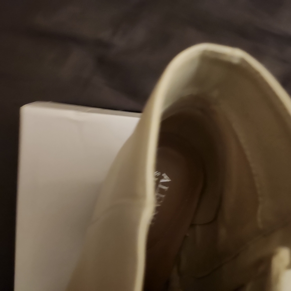 Bone white alfani booties - Picture 8 of 9